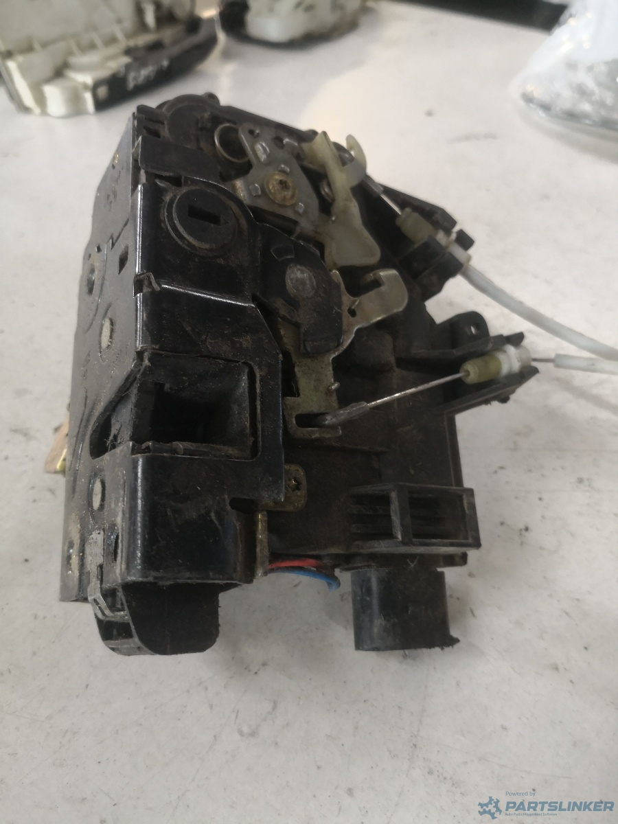 Broasca usa stanga spate AUDI A6 II (4B2, 4B4, C5) [ 1997 - 2005 ] – foto 2