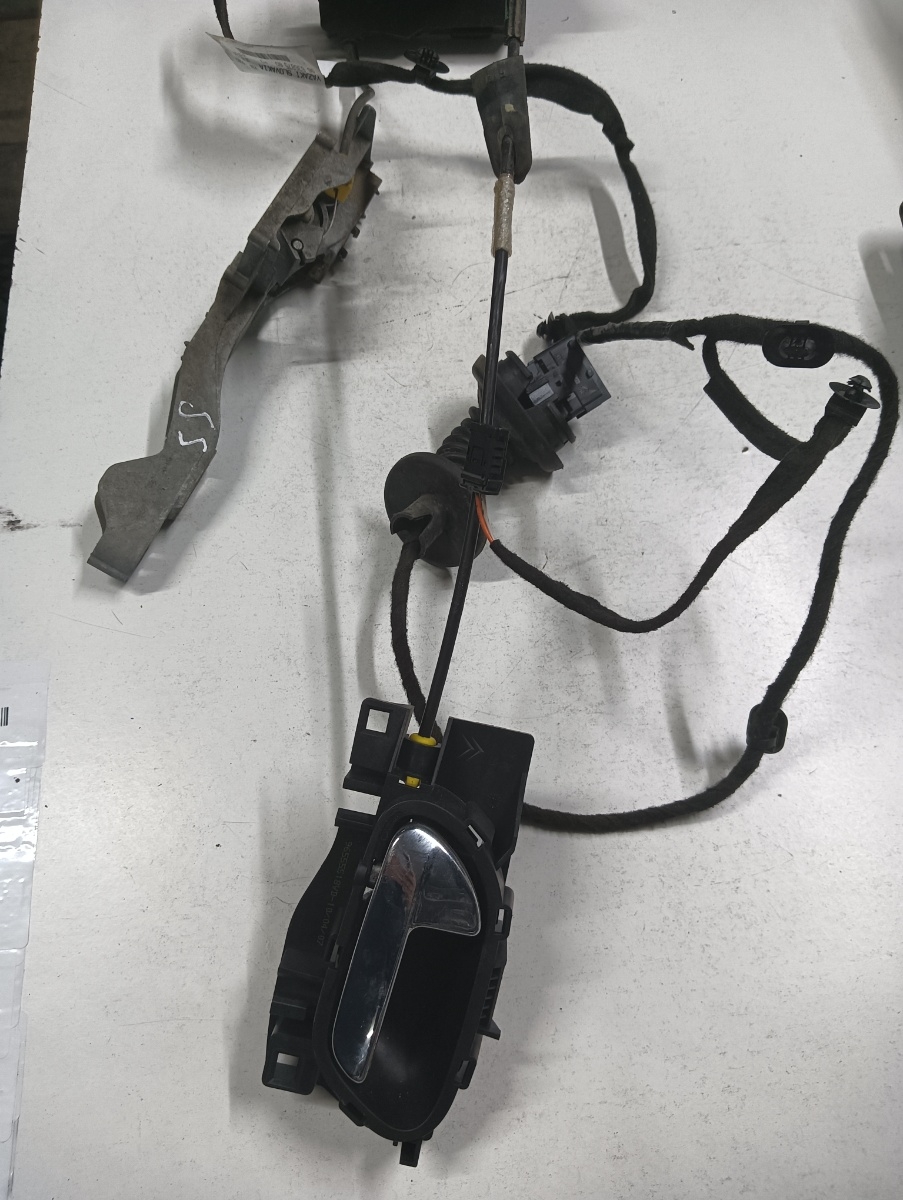 Broasca usa stanga spate PEUGEOT 207 WA_, WC_ 2006 - > – foto 2