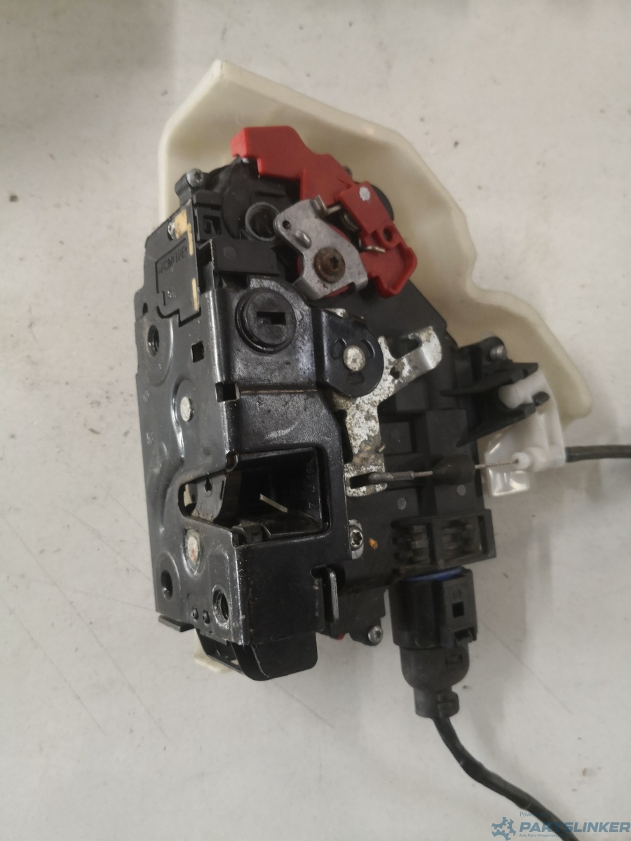 Broasca usa stanga spate VOLKSWAGEN GOLF V Variant (1K5) [ 2007 - 2009 ] – foto 2