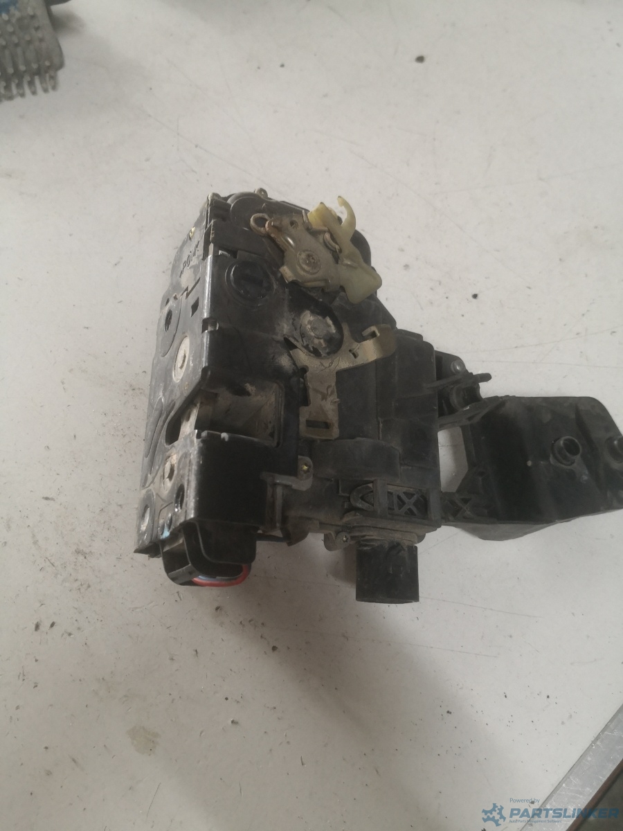 Broasca usa stanga spate VOLKSWAGEN PASSAT (3B3) [ 2000 - 2005 ] – foto 2