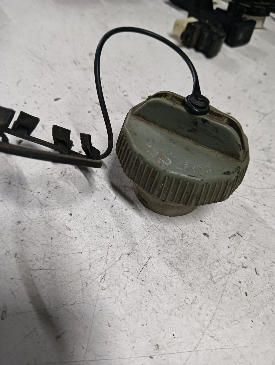 Buson rezervor servodirectie MAZDA 6 GG 2002 - 2008 – foto 2