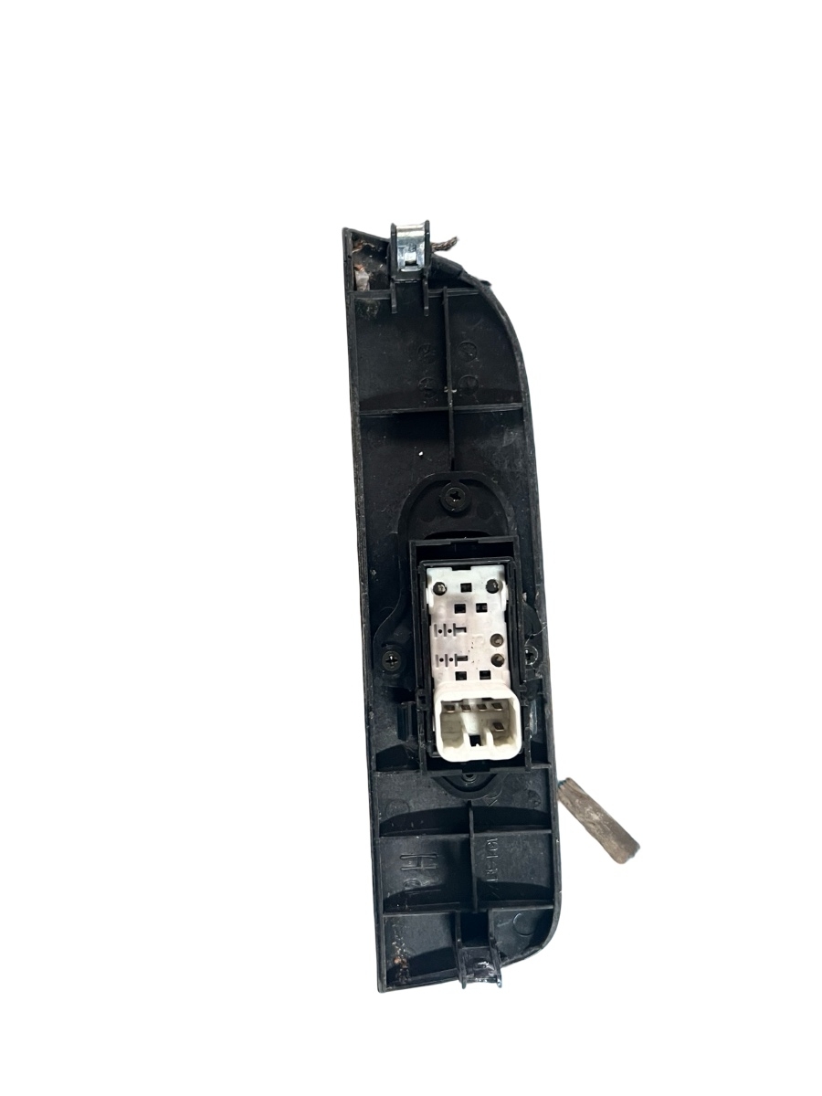 Butoan geamuri electrice dreapta spate LEXUS RX MCU15 1998 - 2003 – foto 2