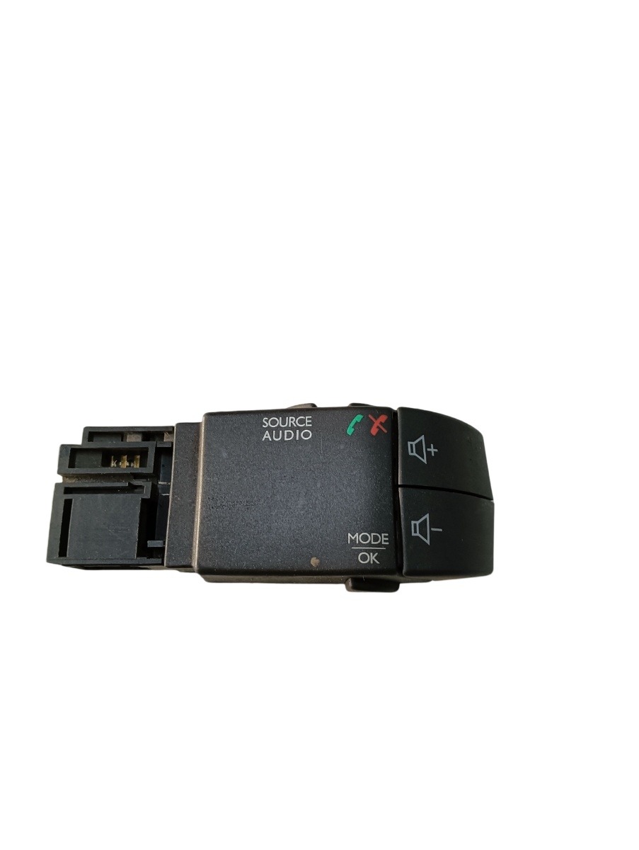 Butoane control multimedia volan DACIA LODGY 2012 - >