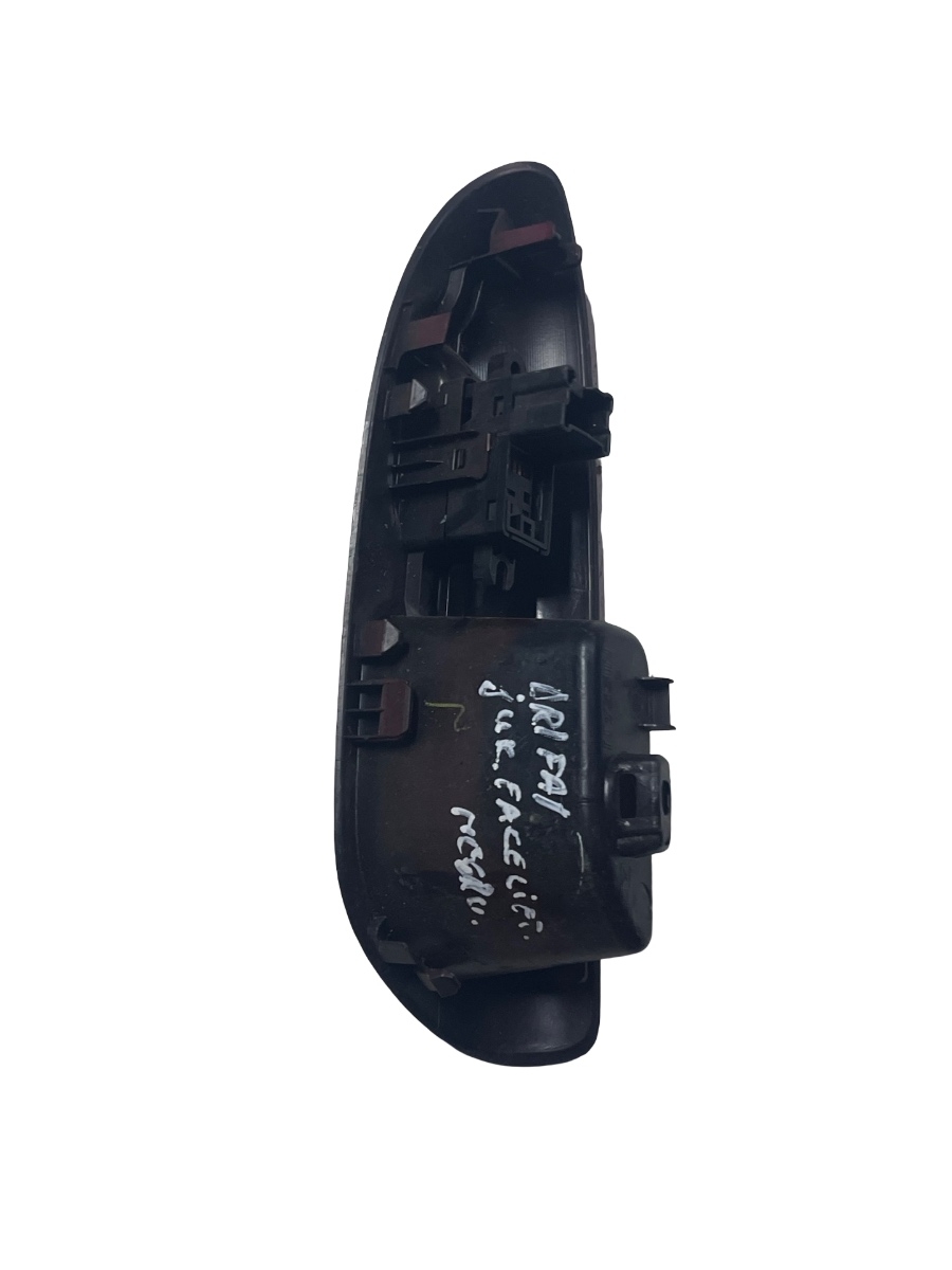 Butoane geamuri  dreapta fata NISSAN JUKE Facelift F15 2010 - > 829601KA2A – foto 2