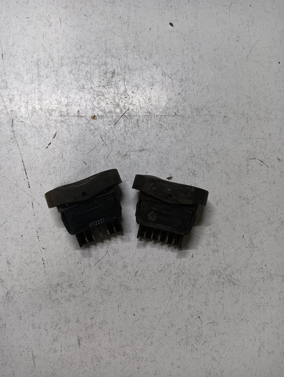 Butoane geamuri electrice dreapta fata DACIA DUSTER 2010 - > – foto 2