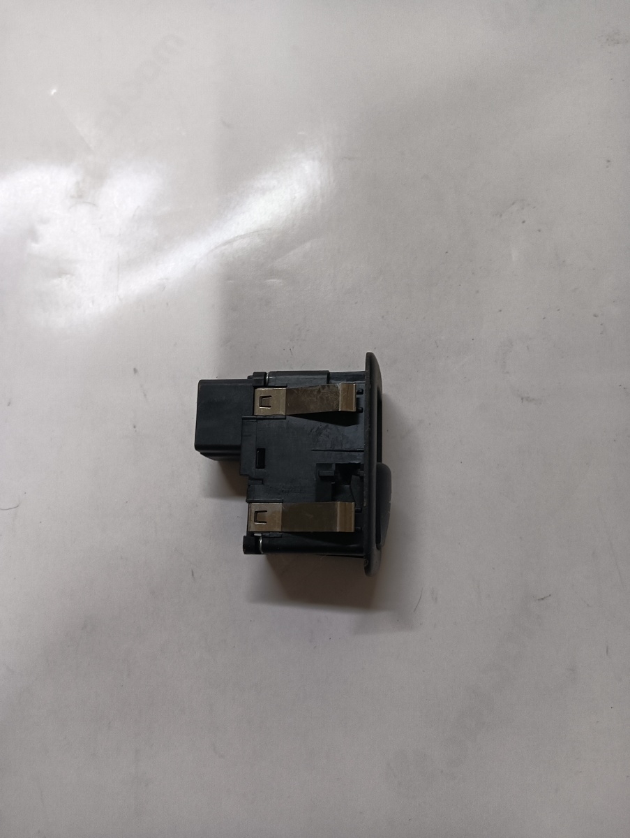 Butoane geamuri electrice dreapta fata DODGE NITRO 2006 - 2012 – foto 2