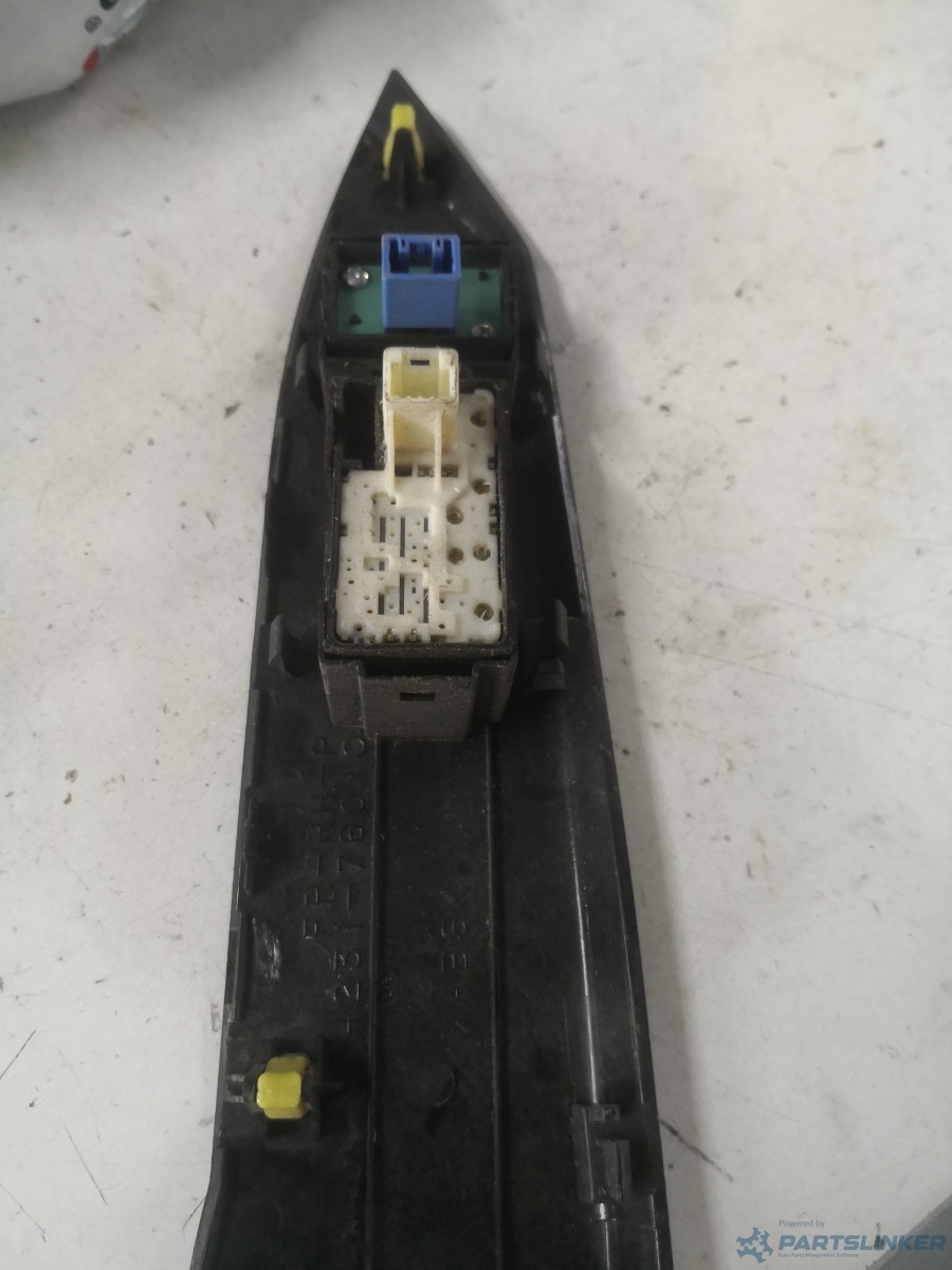 Butoane geamuri electrice dreapta fata LEXUS CT (ZWA10_) [ 2010 - > ] OEM 7423176010 – foto 2