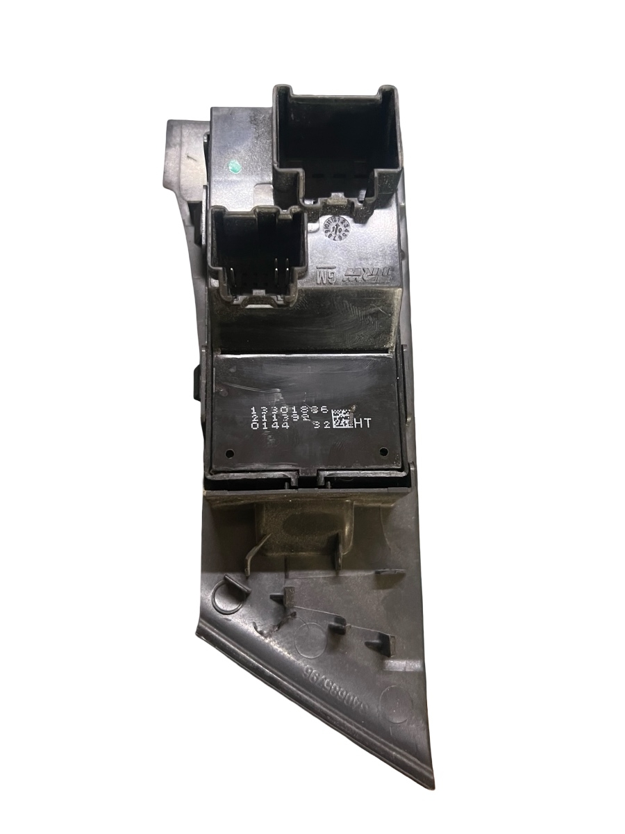 Butoane geamuri electrice dreapta fata OPEL ASTRA J P10 2009 - 2015 13301836 – foto 2