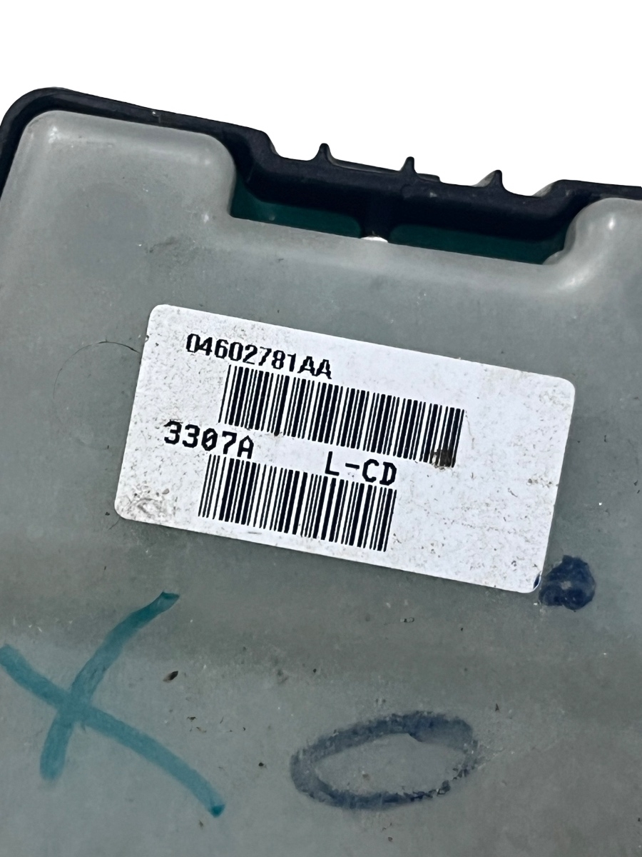 Butoane geamuri electrice dreapta fata (UK) JEEP COMMANDER XK, XH 2005 - 2010 04602781AA – foto 3