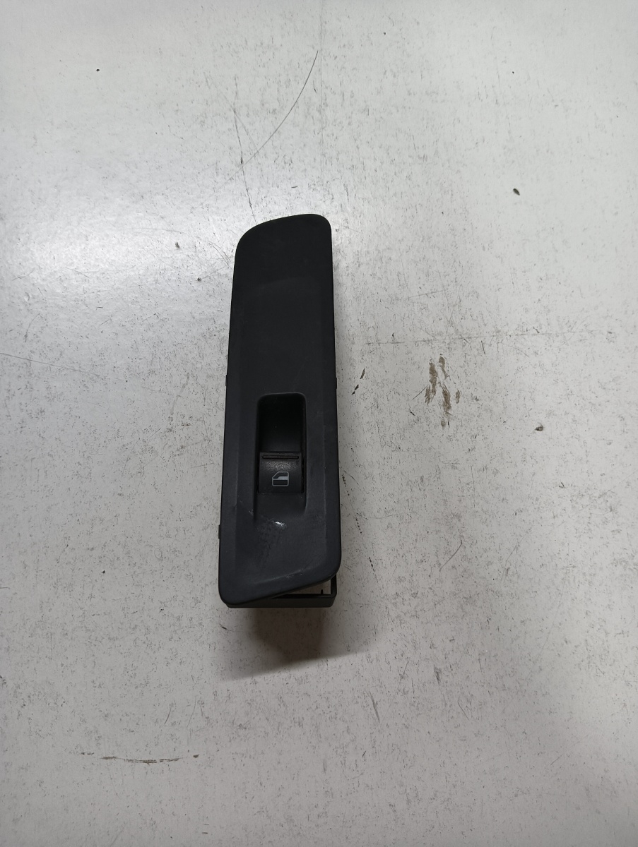 Butoane geamuri electrice dreapta fata VOLKSWAGEN TIGUAN 5N_ 2007 - >