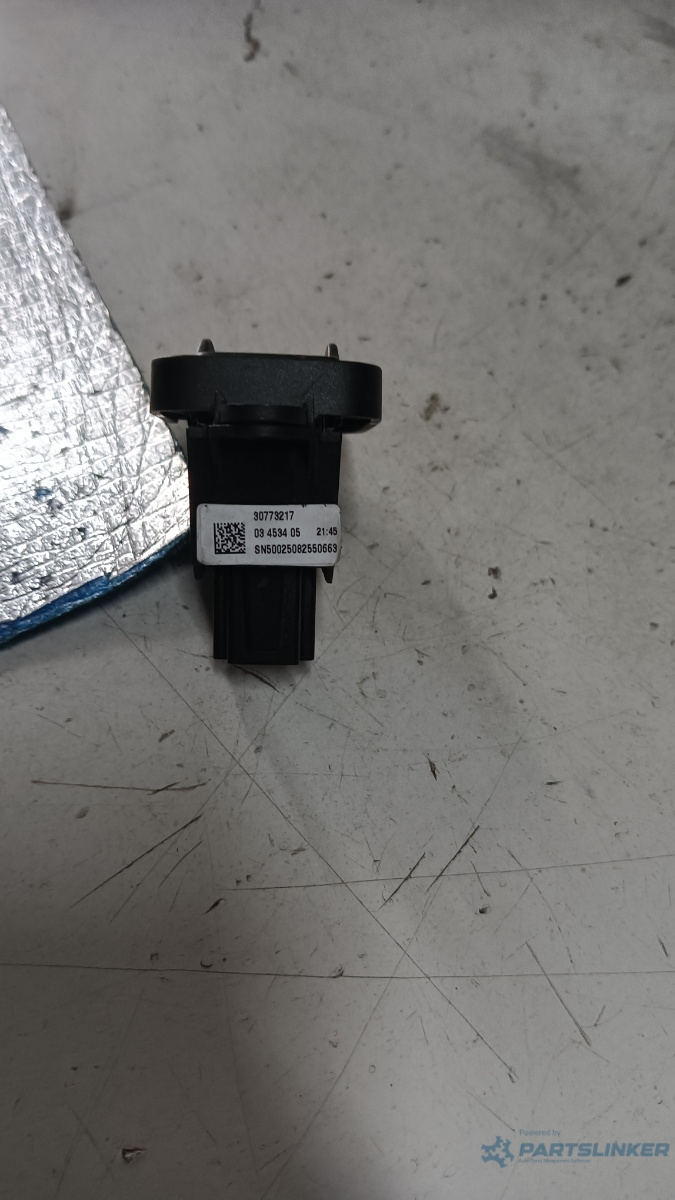 Butoane geamuri electrice dreapta spate VOLVO V50 (MW, 545) [ 2003 - 2012 ] OEM 30773217 – foto 2