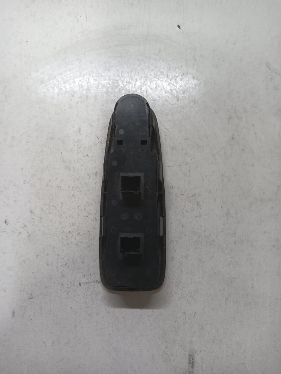 Butoane geamuri electrice stanga fata CITROËN C4 Picasso I UD_ 2006 - 2013 – foto 2