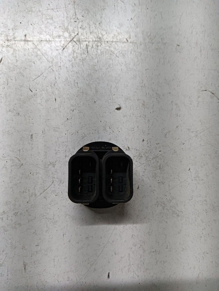 Butoane geamuri electrice stanga fata FORD FIESTA V JH_, JD_ 2001 - 2010 – foto 2