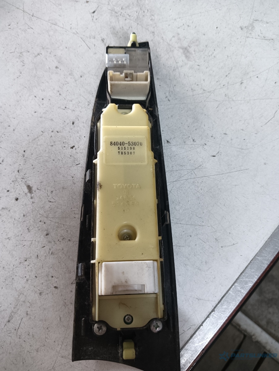 Butoane geamuri electrice stanga fata LEXUS IS II Saloon (GSE2_, ALE2_, USE2_) [ 2005 - 2013 ] OEM 8404053070 – foto 2