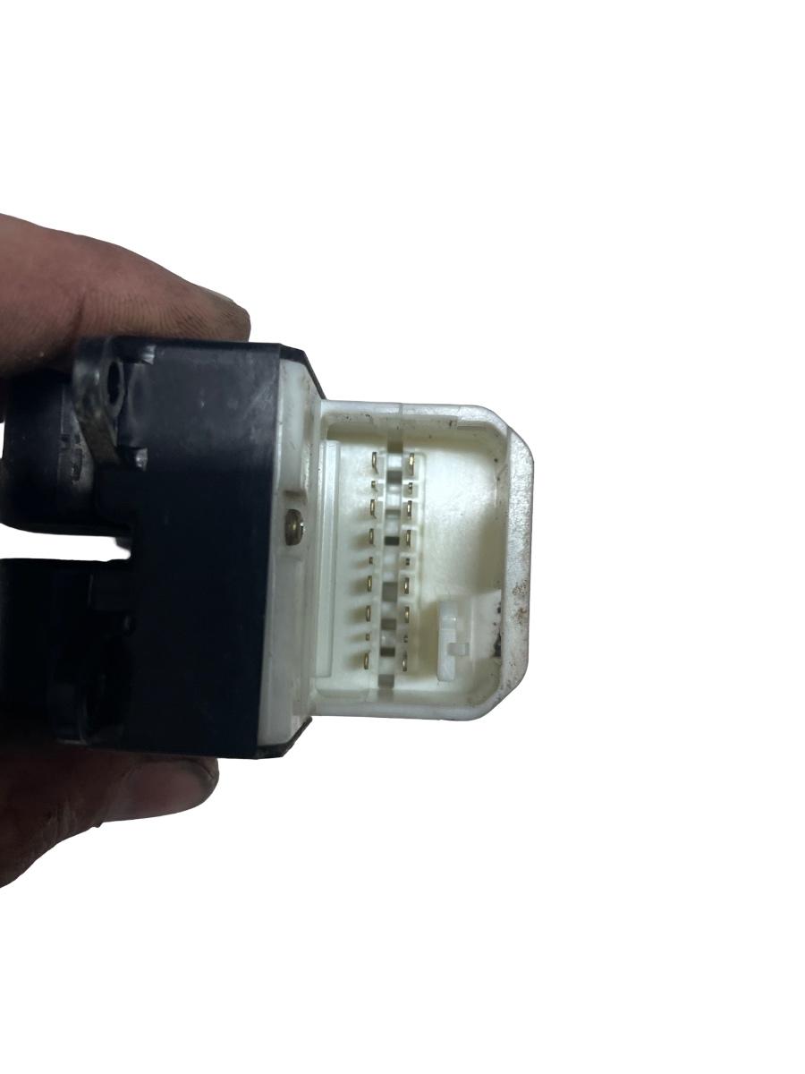 Butoane geamuri electrice stanga fata TOYOTA RAV 4 II _A2_ 2000 - 2005 84820-42090 – foto 3