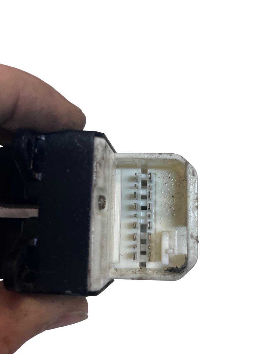 Butoane geamuri electrice stanga fata TOYOTA RAV 4 II _A2_ 2000 - 2005 84820-42140 – foto 2