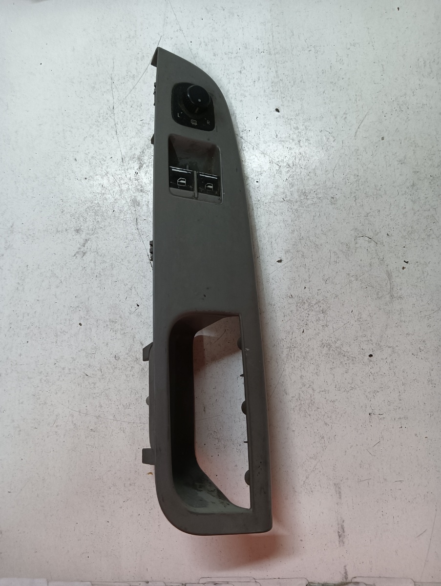 Butoane geamuri electrice stanga fata VOLKSWAGEN GOLF V 1K1 2003 - 2009
