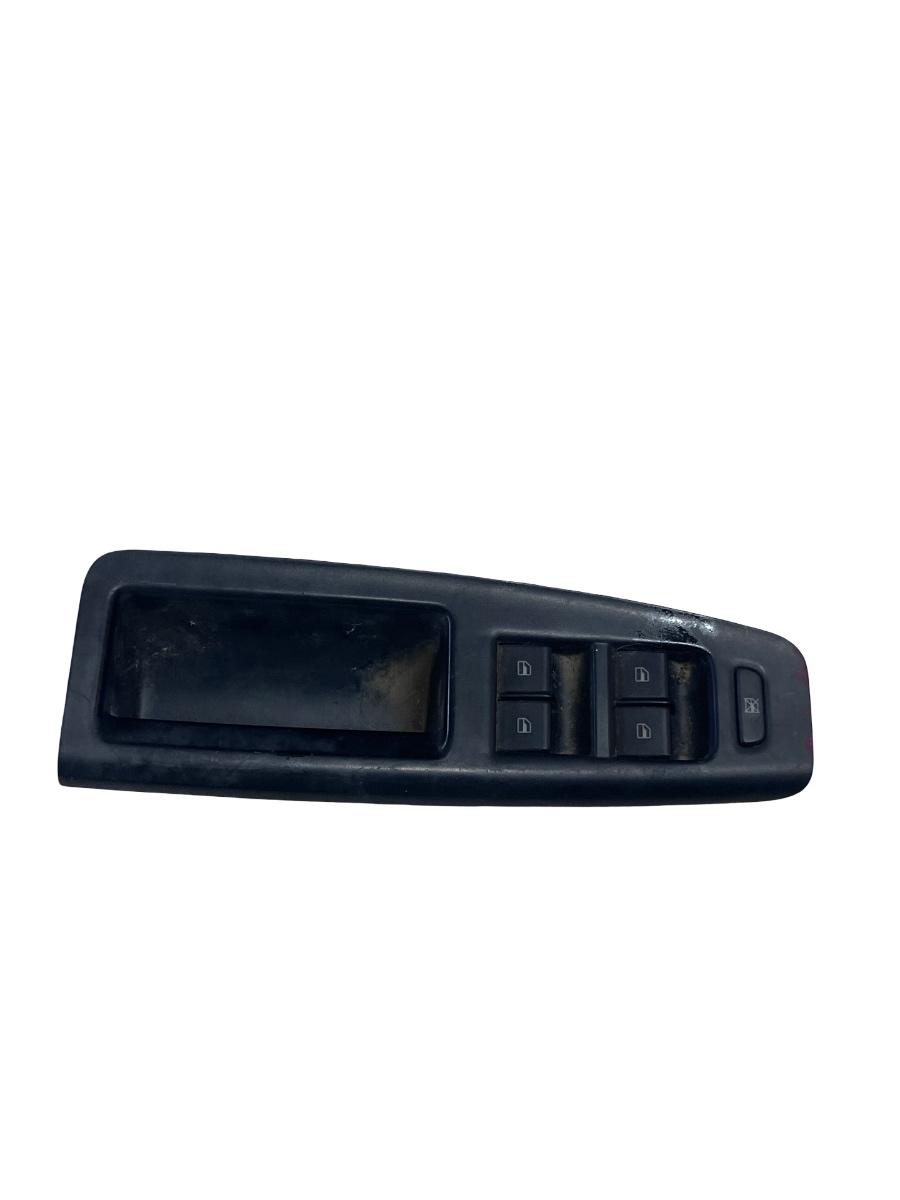 Butoane geamuri electrice stanga fata VOLKSWAGEN POLO 9N_ 2001 - 2012 6Q1867171F