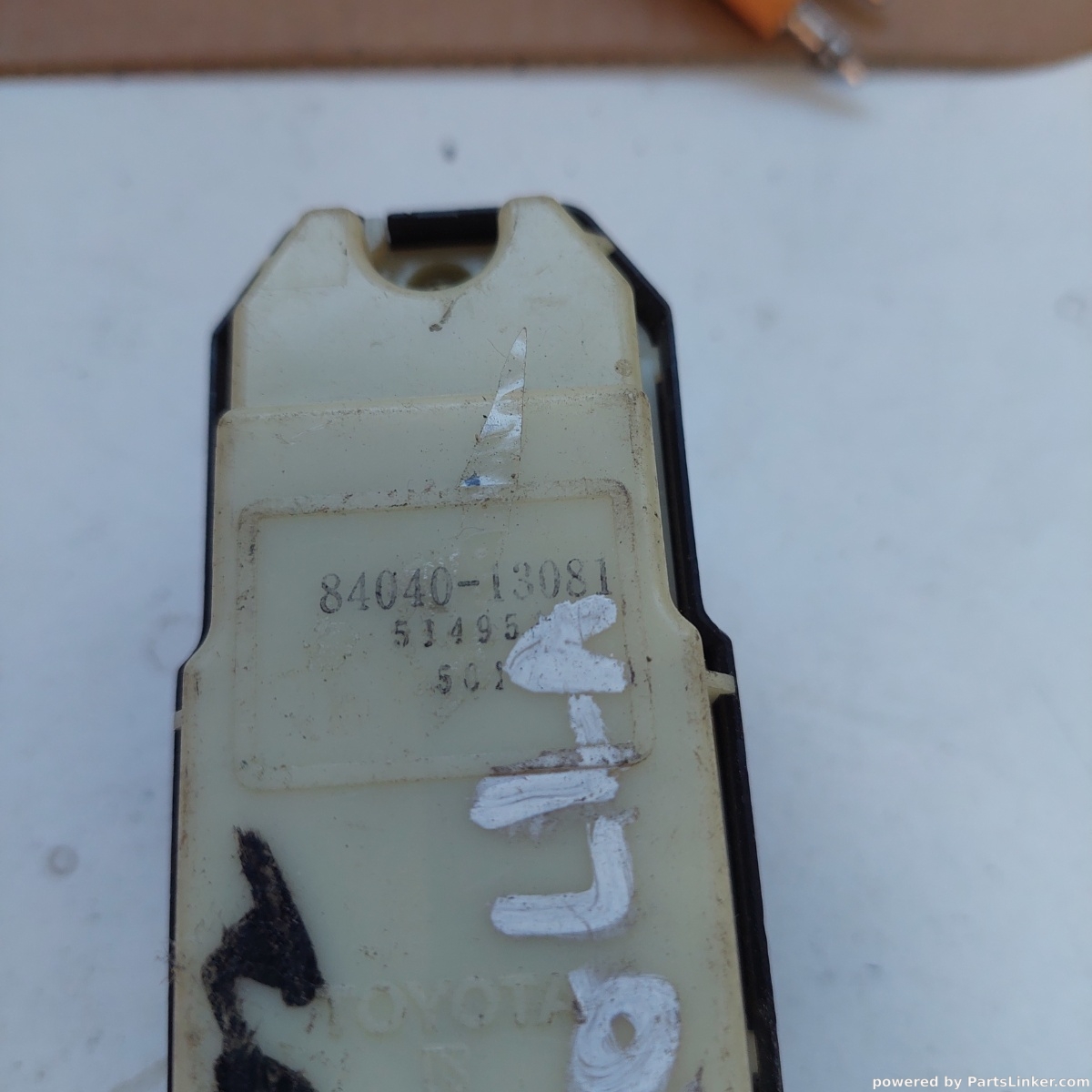 Butoane geamuri electrice TOYOTA COROLLA Liftback (_E10_) [ 1992 - 1997 ] OEM 8404013081 – foto 2