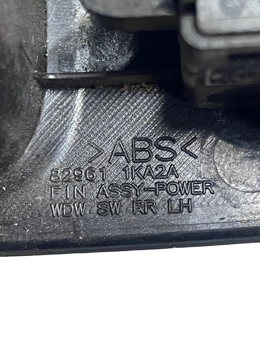Butoane geamuri stanga spate NISSAN JUKE F15 2010 - > 829611KA2A – foto 3