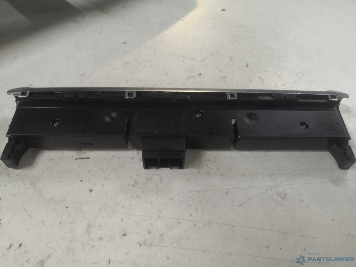 Buton avarie AUDI (FAW) A3 III (8VS, 8VM) [ 2014 - > ] OEM 5j710136862 – foto 2