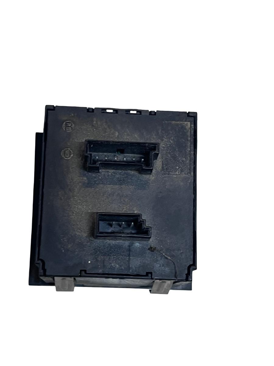 Buton avarie BMW 3 V E90 2004 - 2012 6945652 – foto 2