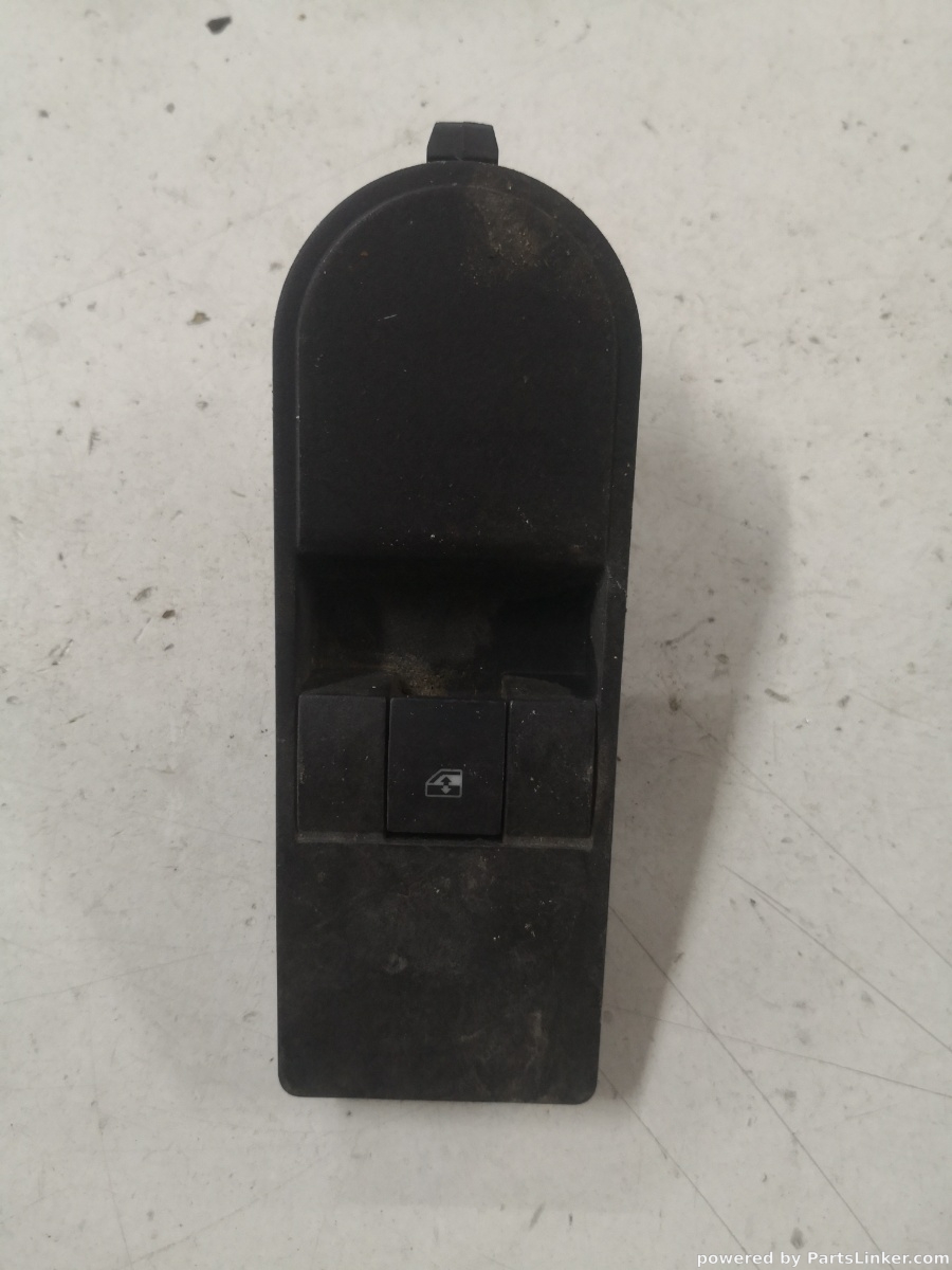 Buton avarie dreapta fata OPEL CORSA C (F08, F68, X01) [ 2000 - 2009 ]