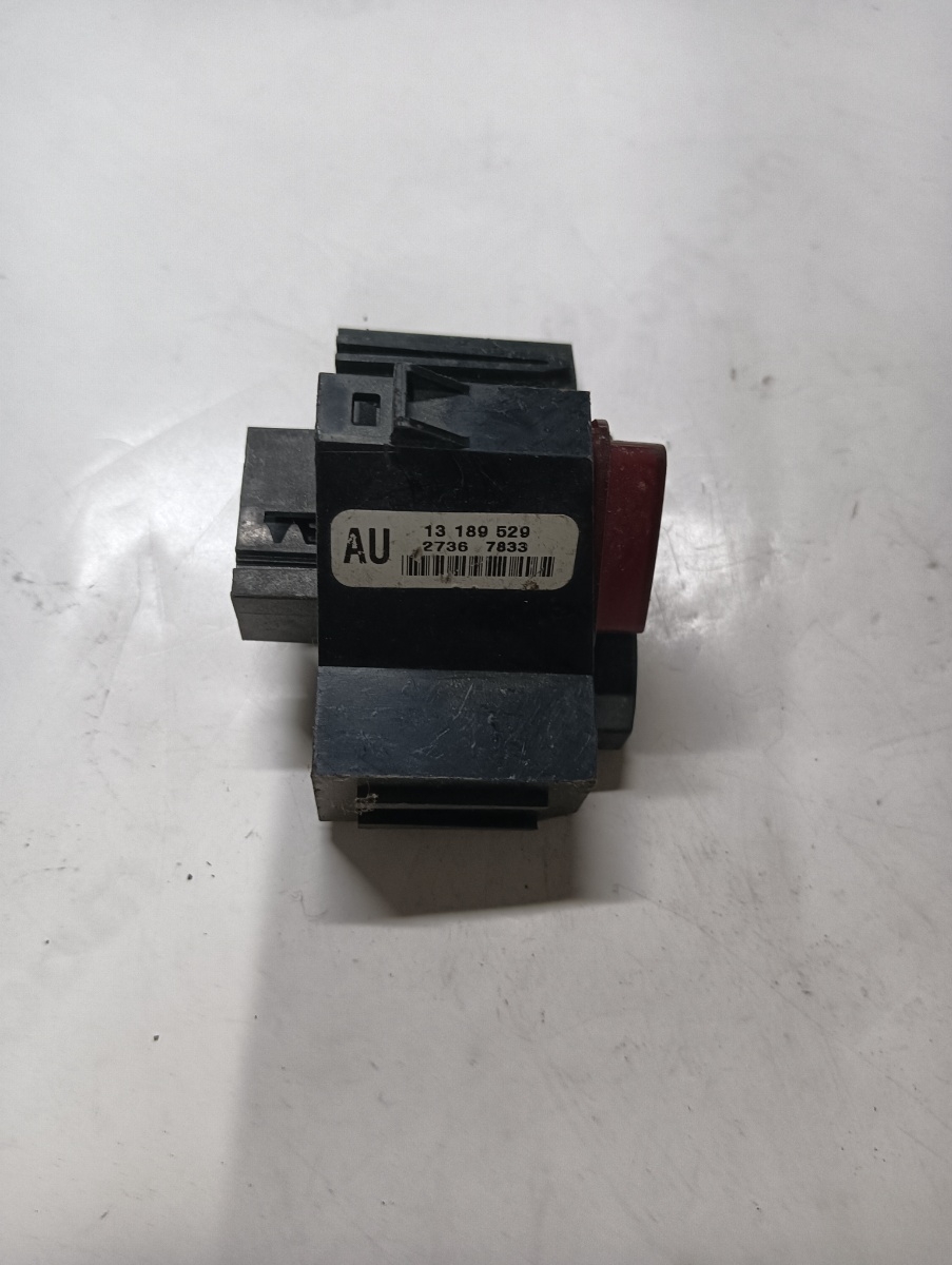 Buton avarie OPEL CORSA D S07 2006 - 2014 13189529 – foto 2