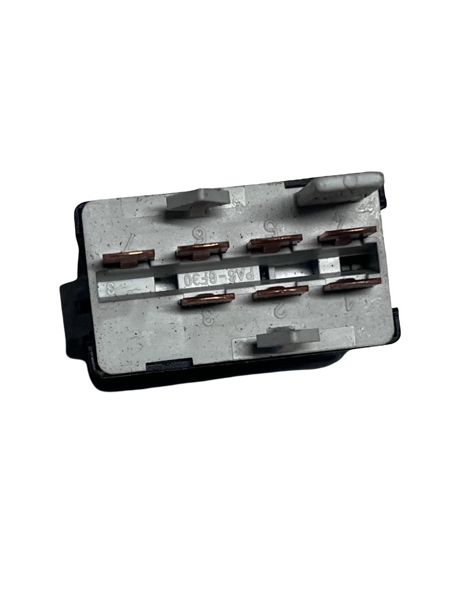 Buton Avarie VOLKSWAGEN GOLF IV 1J1 1997 - 2007 1J0953235A – foto 3