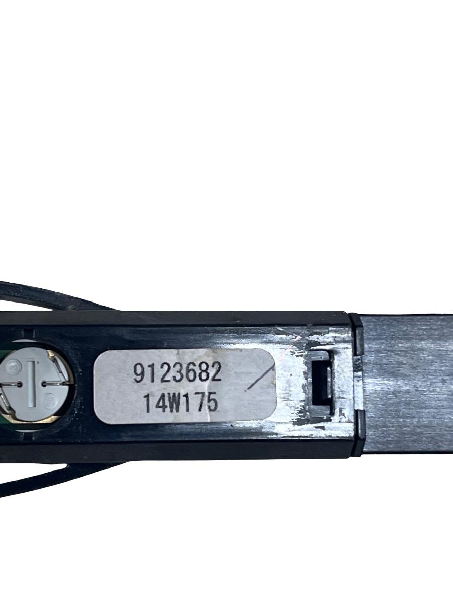 Buton avarie VOLVO V40 Hatchback 525, 526 2012 -> 9123682 – foto 2