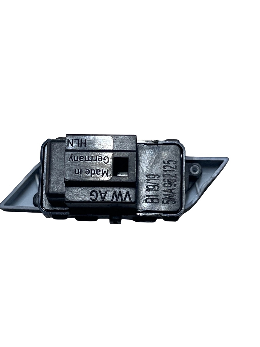 Buton blocare/deblocare portiere VOLKSWAGEN Tiguan II Facelift R LINE  [ 2020 - 2024 ] 5NA962125 – foto 2