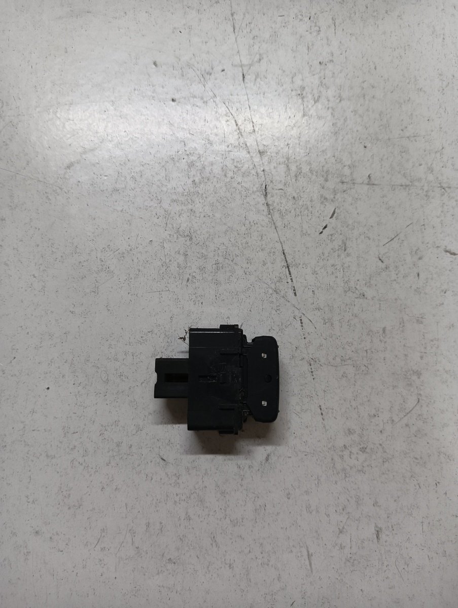 Buton blocat usi NISSAN MICRA III K12 2002 - 2010 – foto 2