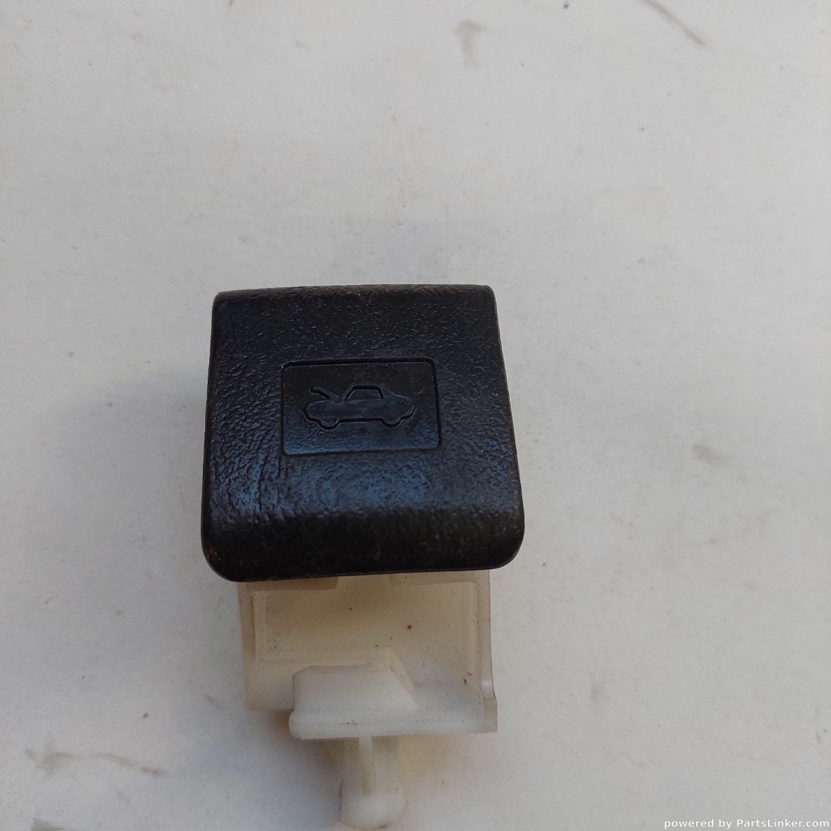 Buton capota TOYOTA LAND CRUISER 150 (TRJ15_, KDJ15_, GRJ15_, GDJ15_) [ 2009  OEM 08838390