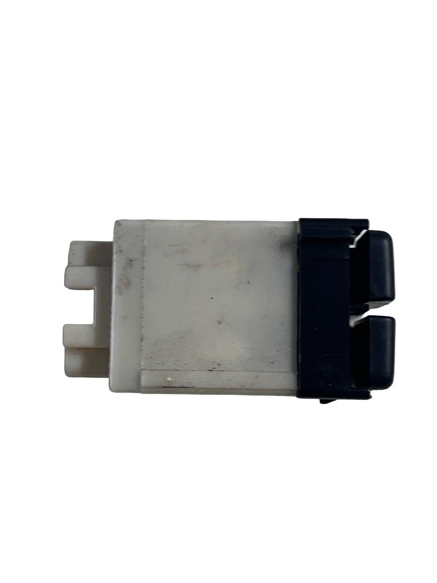 Buton deschidere haion / rezervor LEXUS IS II Saloon GSE2_, ALE2_, USE2_ 2005 - 2013 156726 – foto 2