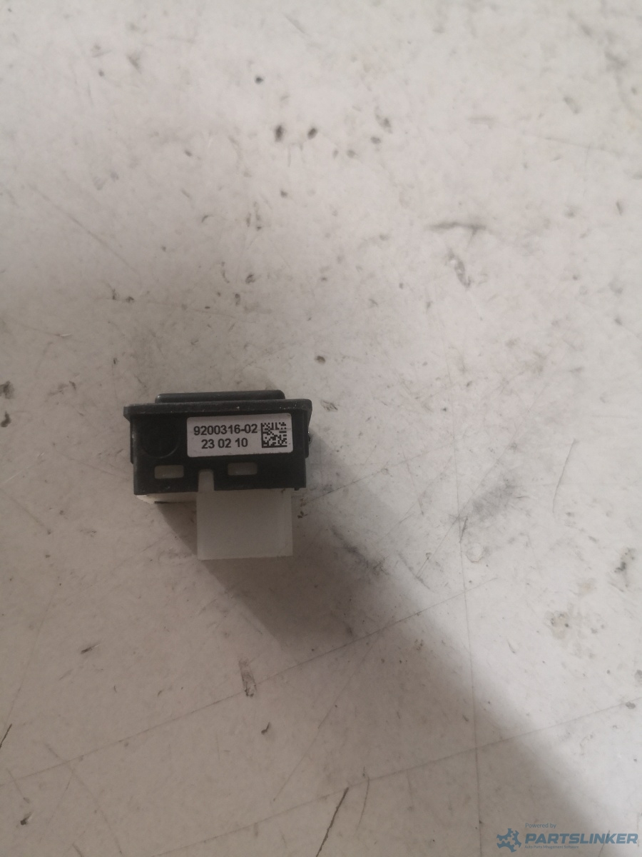 Buton deschidere portbagaj  BMW 5 (F10) [ 2009 - 2016 ] OEM 9200316 – foto 2