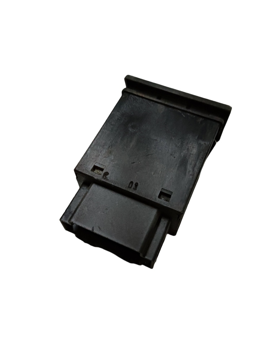Buton deschidere rezervor  SKODA OCTAVIA 1U2 1996 - 2010 – foto 2