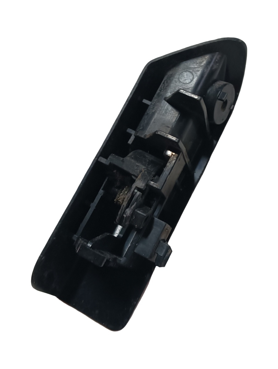 Buton deschidere usita rezervor TOYOTA AURIS _E15_ 2006 - 2012 – foto 2