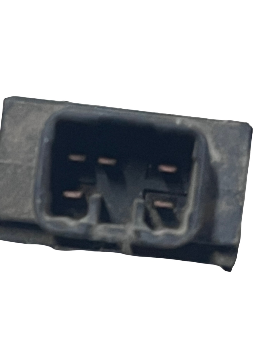 Buton dezaburire geamuri/parbriz TOYOTA LAND CRUISER 90 _J9_ 1995 -> 156831 – foto 2