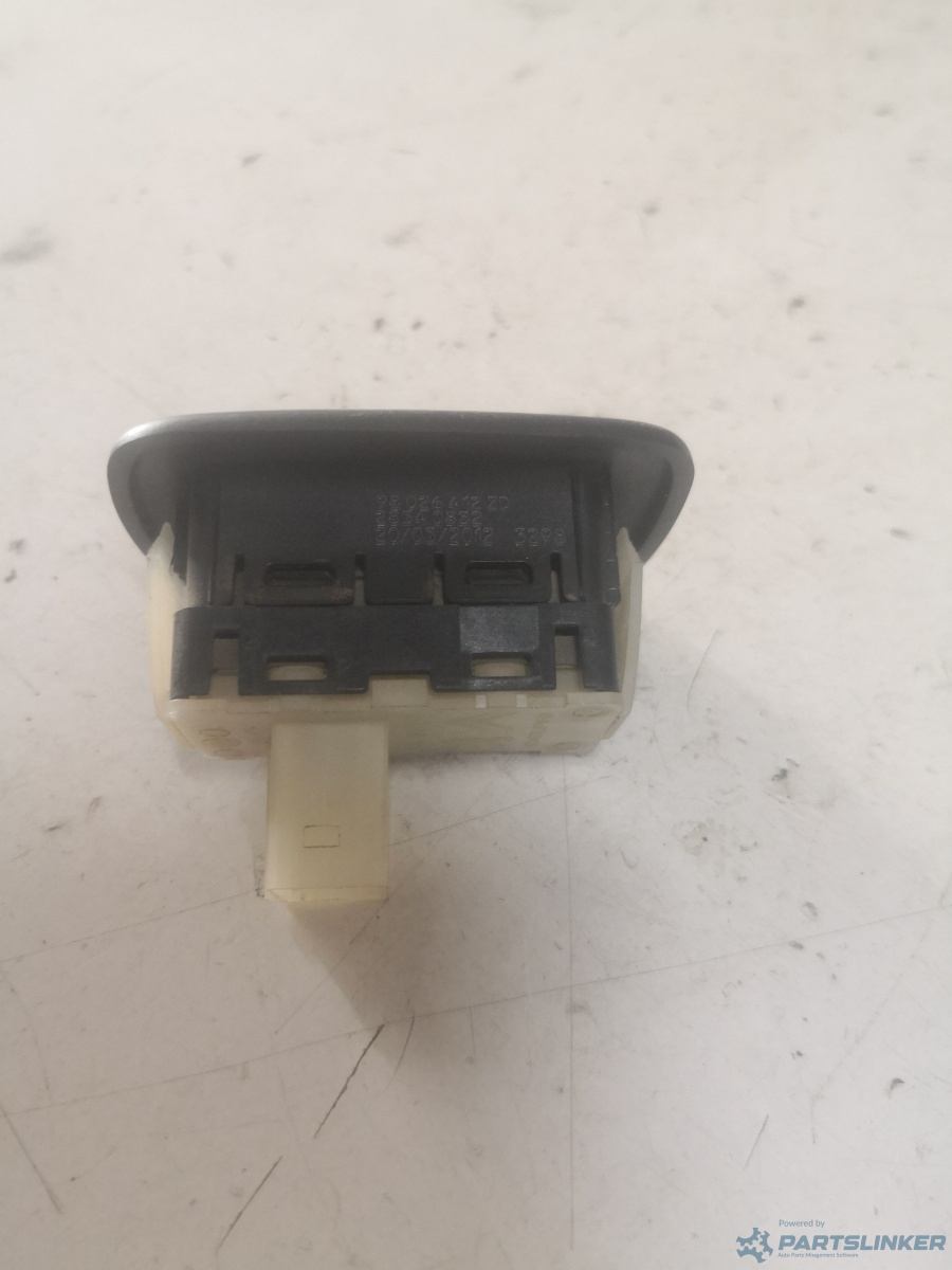 Buton electric geam dreapta fata PEUGEOT 508 (8D_) [ 2010 - > ] HDi Hybrid4 AWC (RHC (DW10CTED4)) 120KW|163HP OEM 98026412zd – foto 2