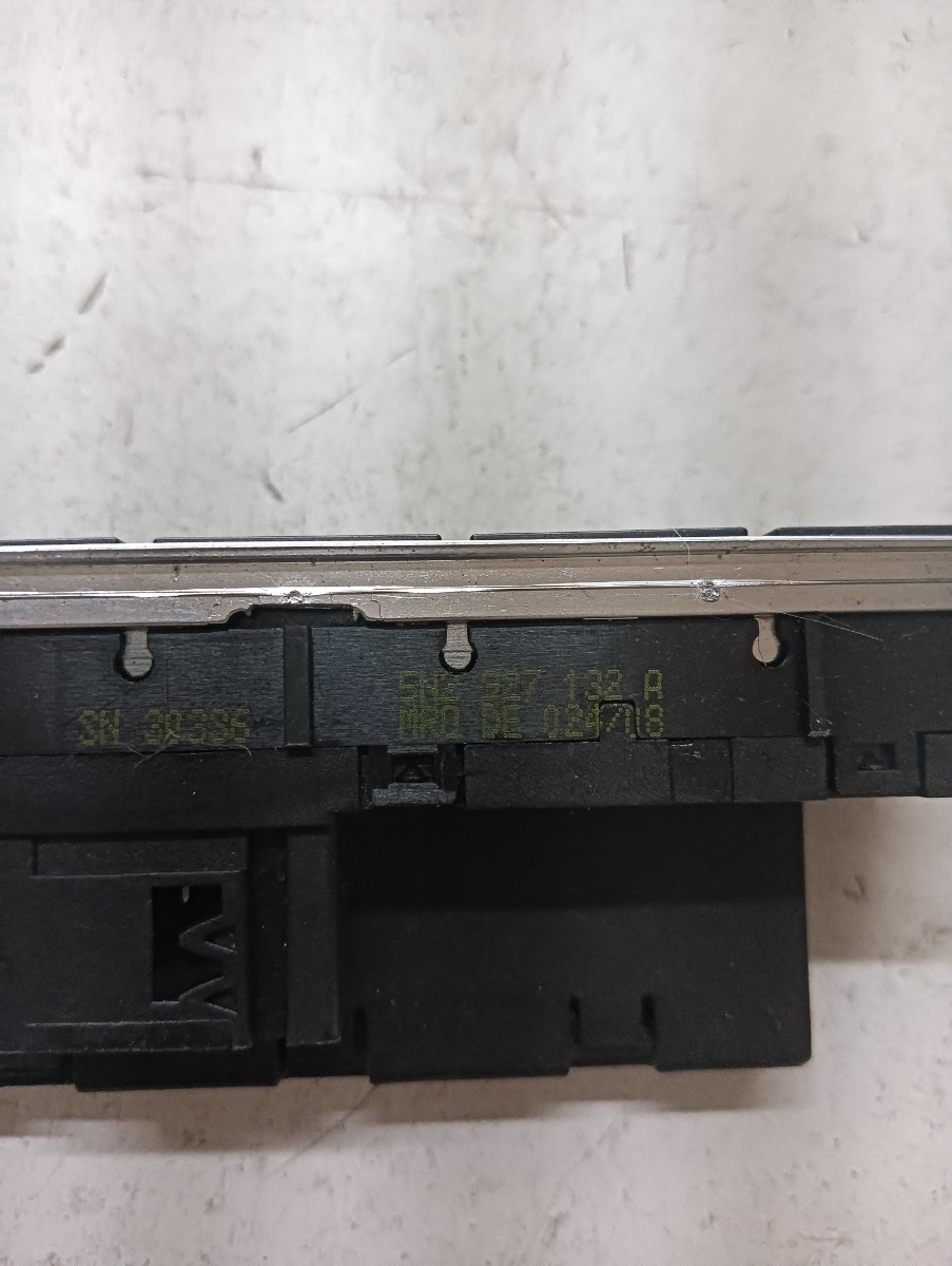 Buton esp/presiune roti VOLKSWAGEN TIGUAN 5N_ 2007 - > 5n2927132a – foto 2