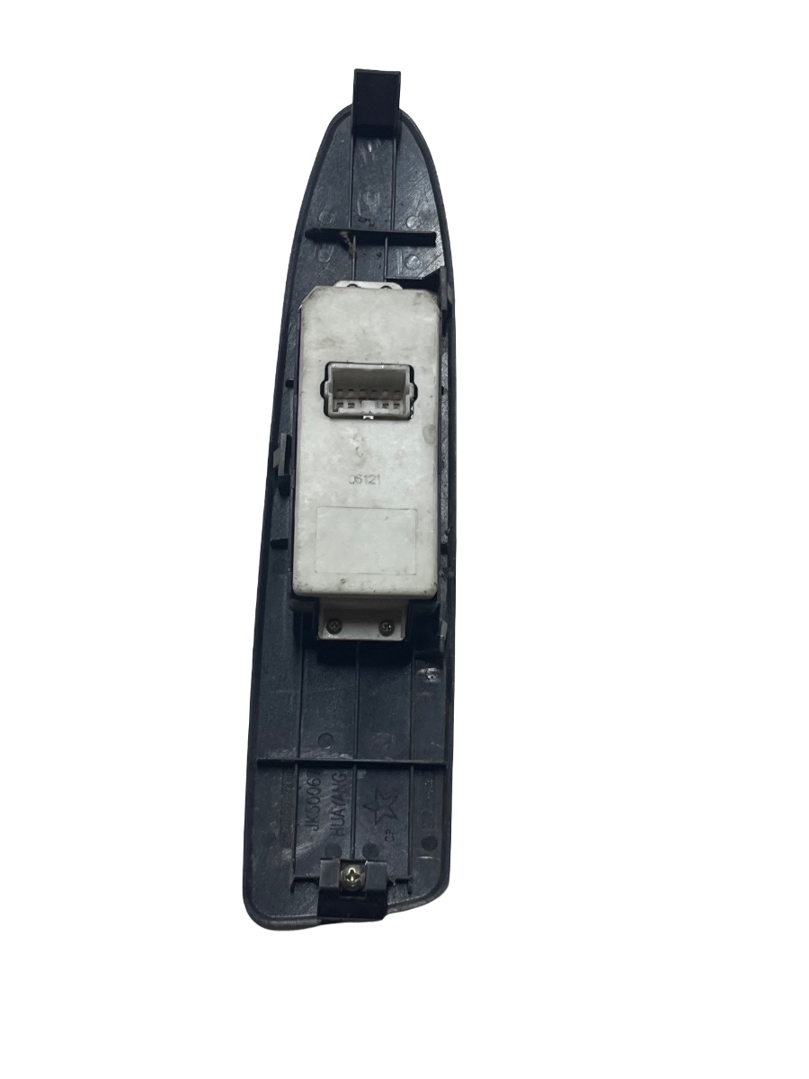 Buton geam electric dreapta fata GREAT WALL HOVER π 2006 - > 3746200-K00 – foto 2
