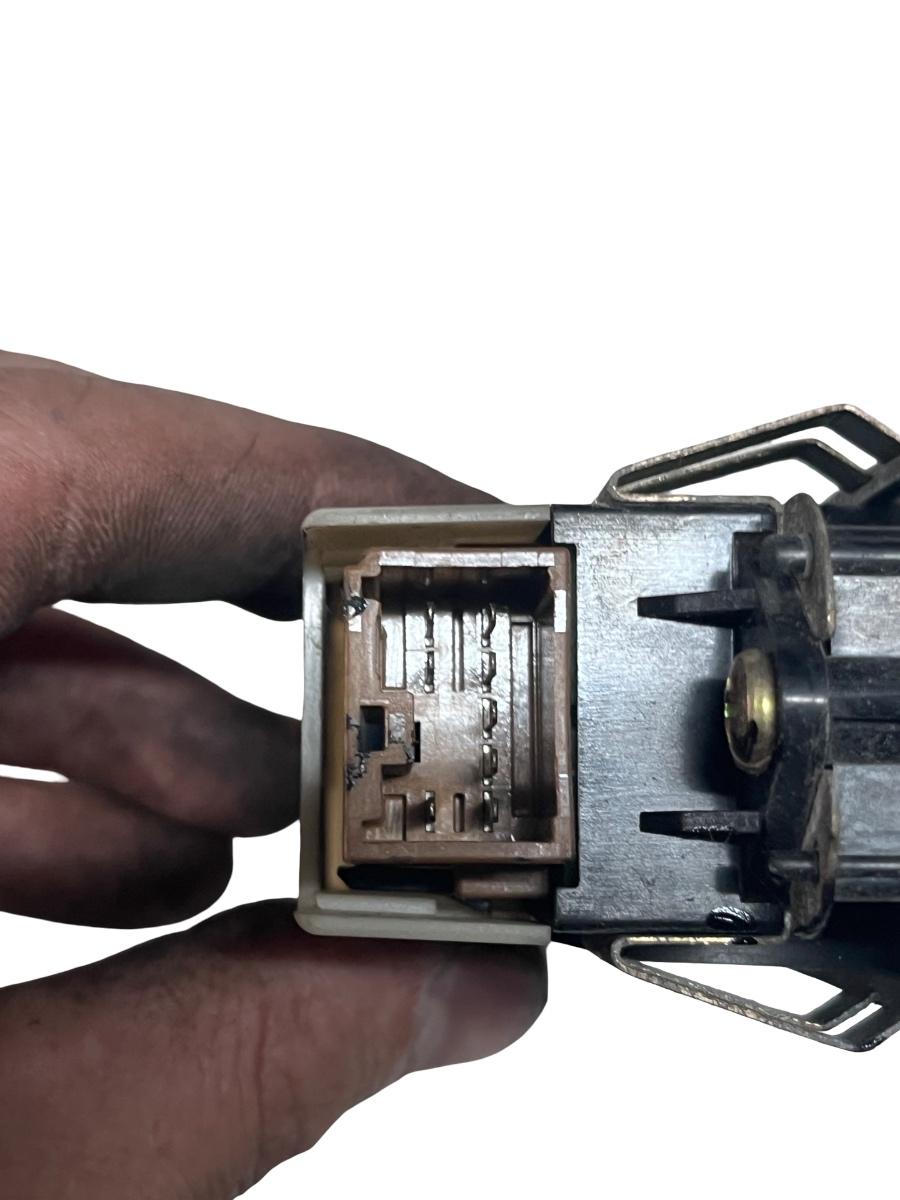 Buton geam electric dreapta fata MITSUBISHI L200 - 2001 513831 – foto 3