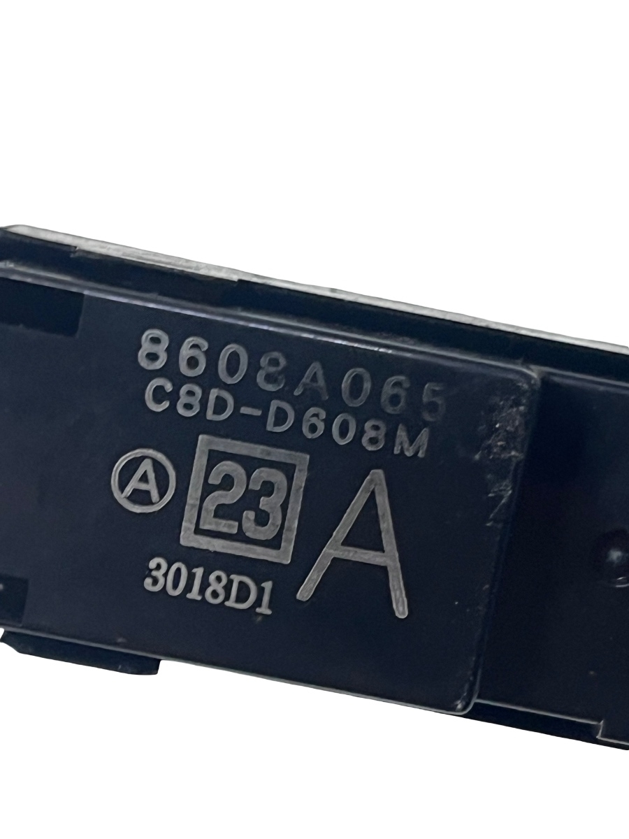 Buton geam electric dreapta fata MITSUBISHI LANCER Saloon CY/Z_A 2007 -> 8608A065 – foto 2