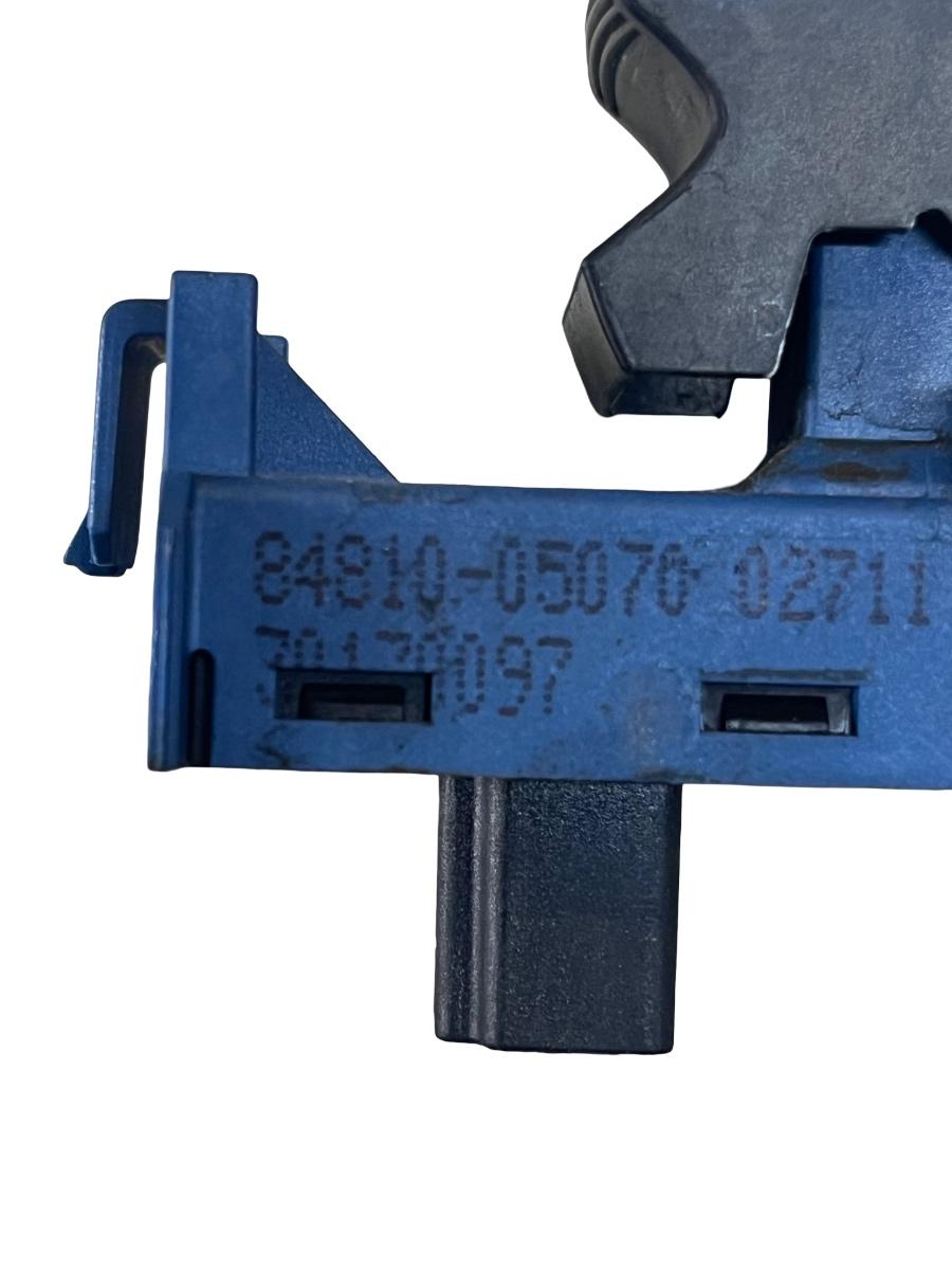 Buton geam electric dreapta fata TOYOTA AVENSIS Saloon _T27_ 2008 -> 84810-05070 – foto 3