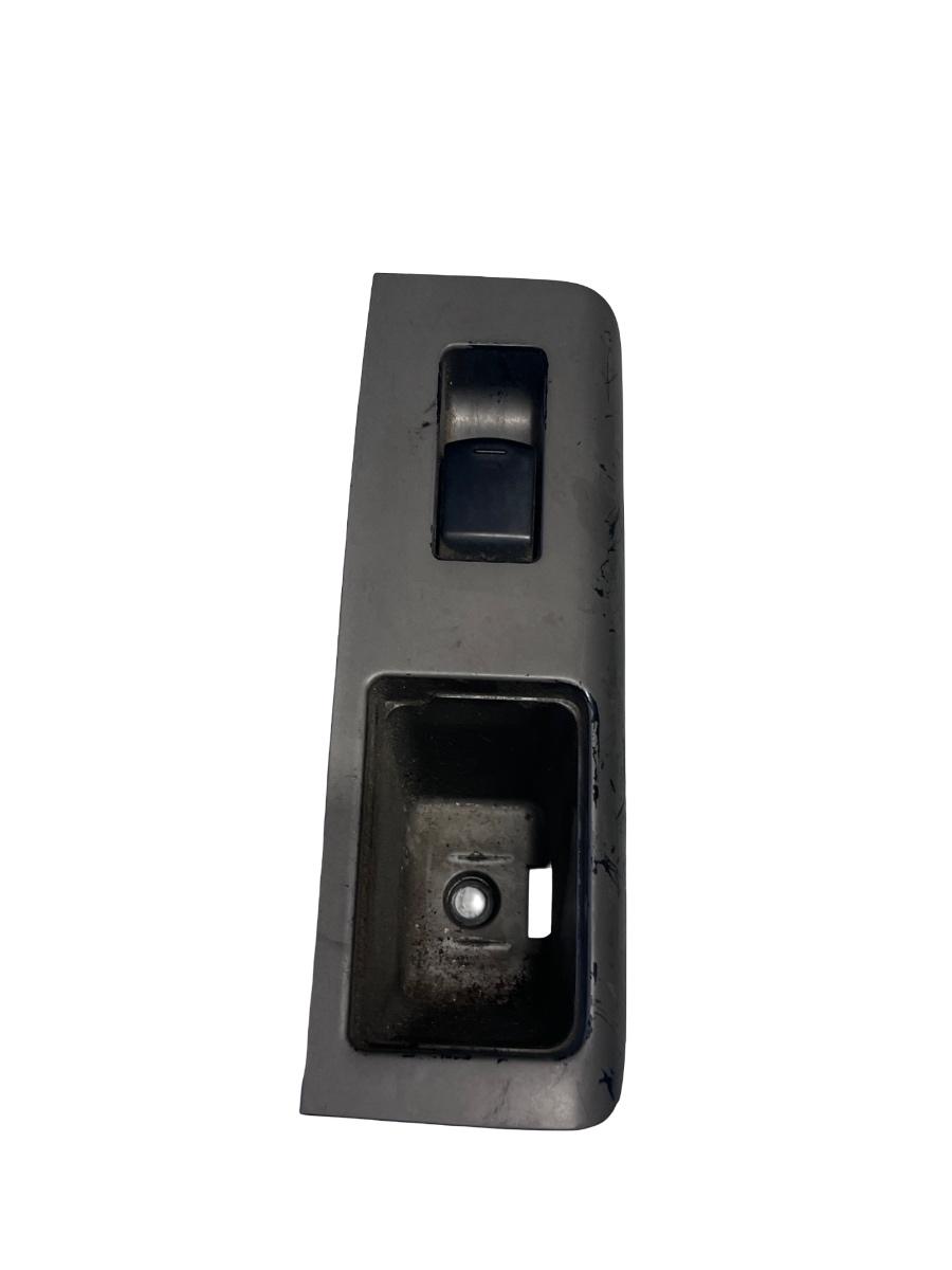 Buton geam electric stanga spate NISSAN PATHFINDER III R51 2005 -> 82961-EB360