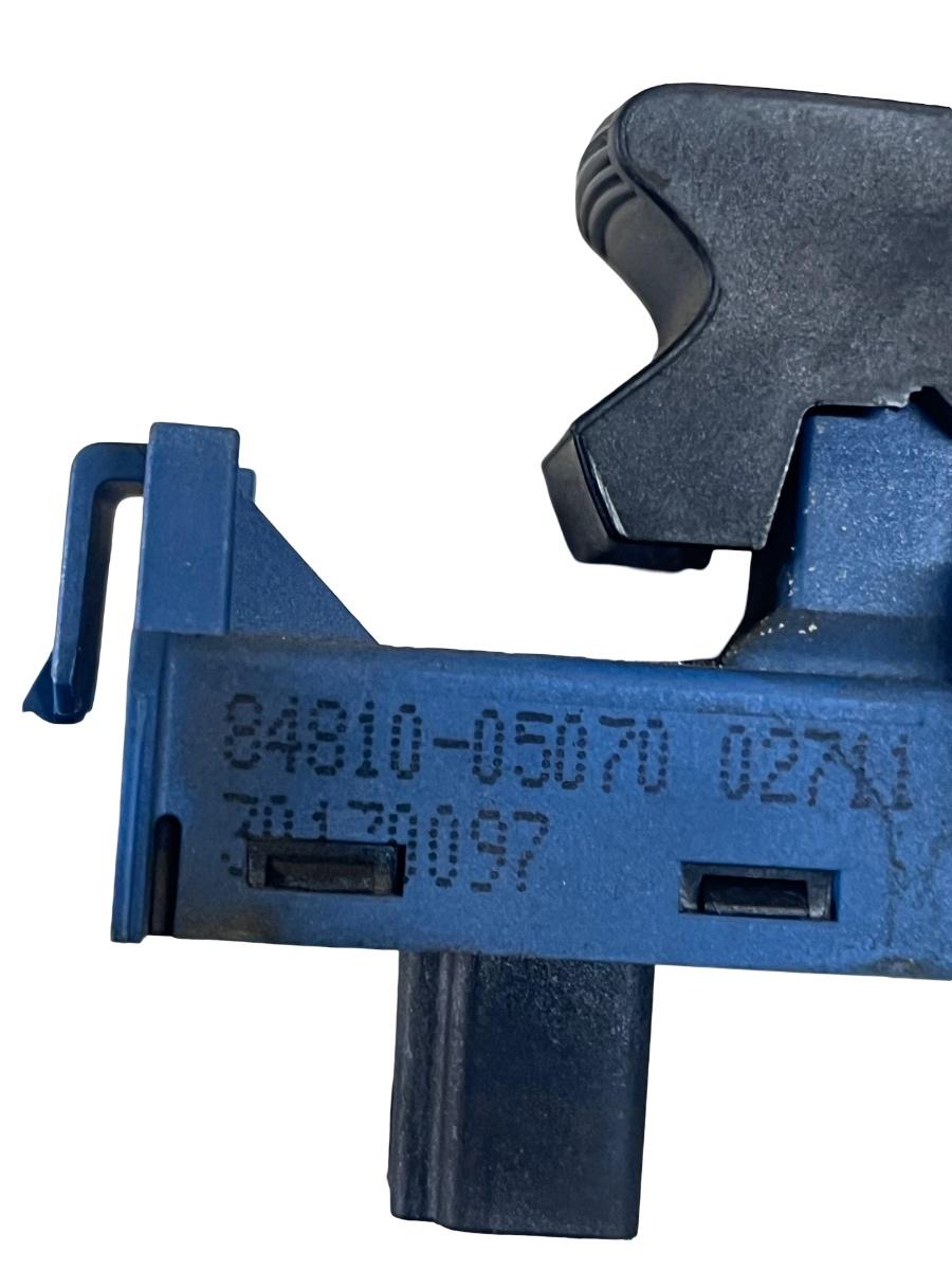Buton geam electric stanga spate TOYOTA AVENSIS Saloon _T27_ 2008 -> 84810-05070 – foto 3