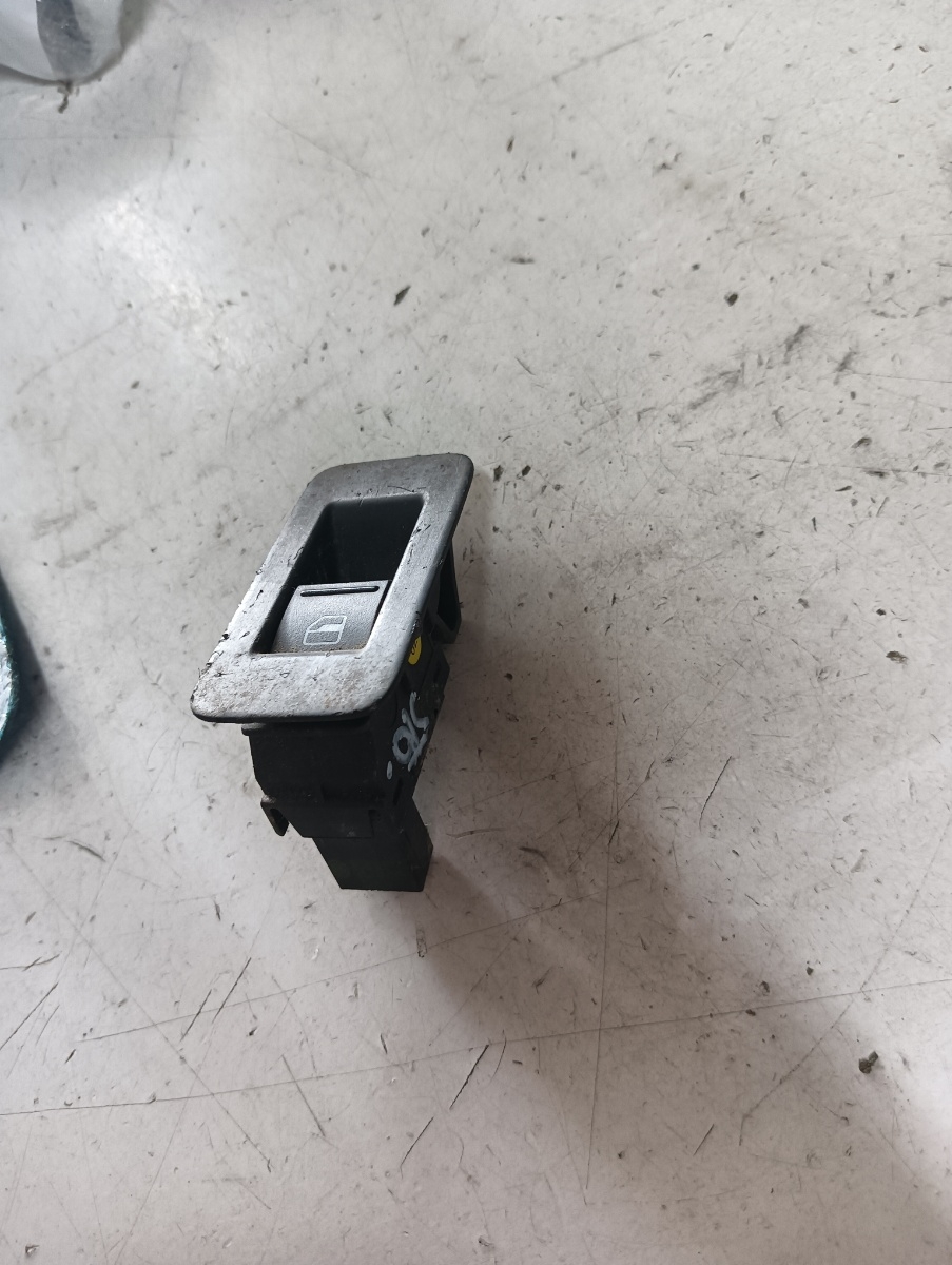 Buton geam electric stanga spate VOLKSWAGEN TOUAREG (7LA, 7L6, 7L7) [ 2002 - 2013 ] – foto 2