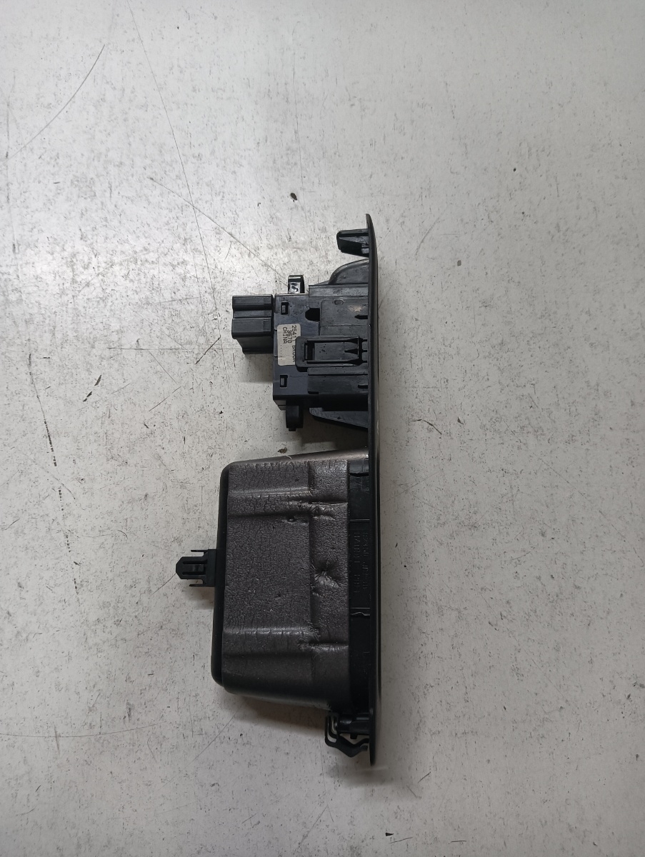 Buton geamuri electrice dreapta spate NISSAN QASHQAI / QASHQAI +2 I J10, JJ10 2006 - 2014 dCi 4x4 M1D, M9R – foto 2