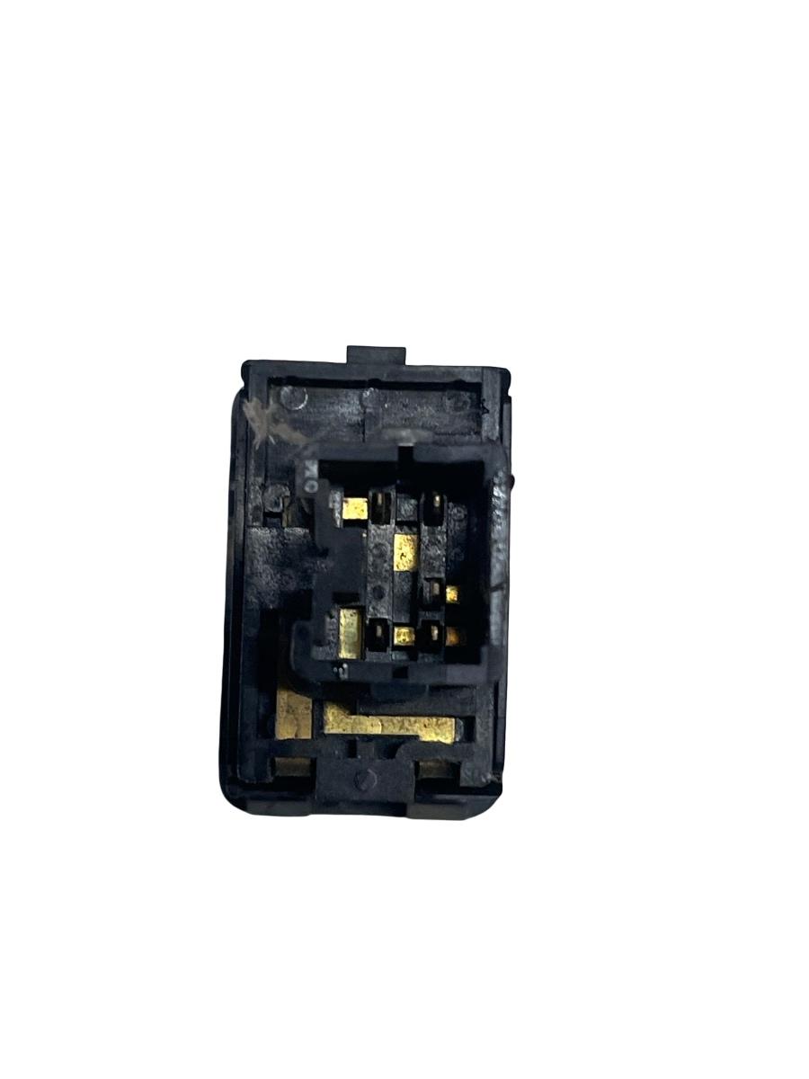 Buton lampa de ceata MITSUBISHI L200 - 2001 – foto 2