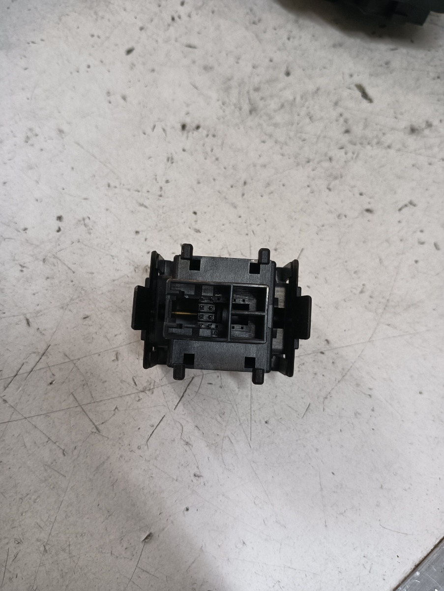 Buton reglaj lumina bord  SKODA OCTAVIA II Combi (1Z5) [ 2004 - 2013 ] OEM 1z0941333a – foto 2
